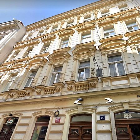 City Center Apartments Praga Esterno foto